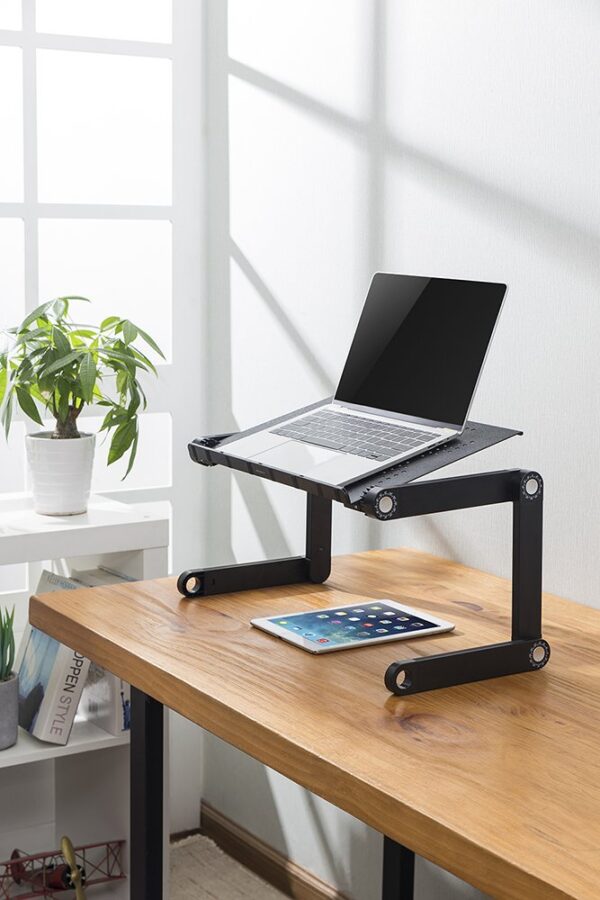 Nešiojamojo kompiuterio stalas DELTACO OFFICE mobilus, reguliuojamo aukščio, juodas / DELO-0305